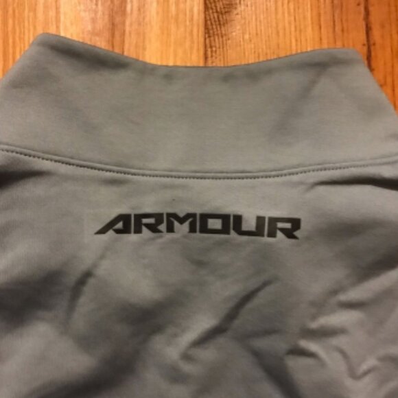 Under Armor Gray Half Zip Jacket, EUC, XL - Picture 11 of 12